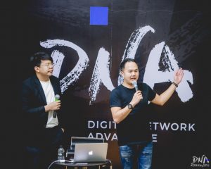 หลักสูตร DNAbySPU #DNAjournal EP.4 , คุณนักรบ มูลมานัส กราฟฟิกดีไซเนอร์ งานคอลลาจ มือทองของไทย, CREATE BUSINESS AS CREATE AN ART FORM ,สร้างธุรกิจให้ประดุจดั่งสร้างงานศิลปะ,@nakrobmoonmanas , @nakrobmoonmanas ,คณะบริหารธุรกิจ มหาวิทยาลัยศรีปทุม
